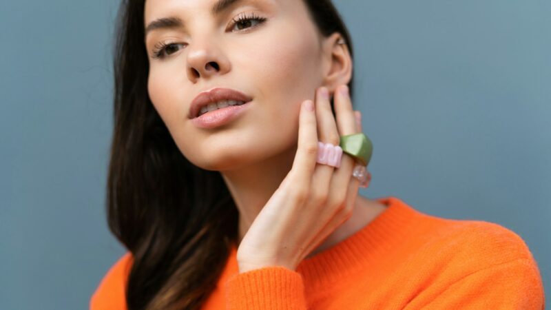 Comment Porter la Robe Orange à un Baptême ?
