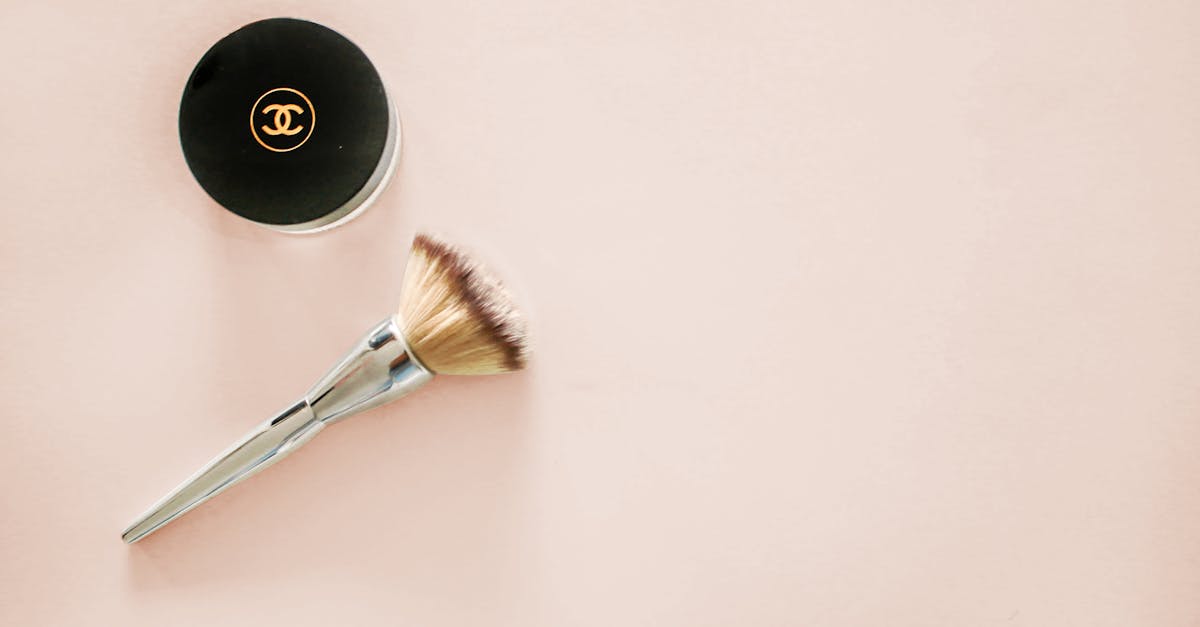 découvrez notre sélection d'essentiels de mode féminine qui allient style, confort et élégance. des vêtements incontournables pour chaque femme moderne souhaitant affirmer son identité à travers la mode.