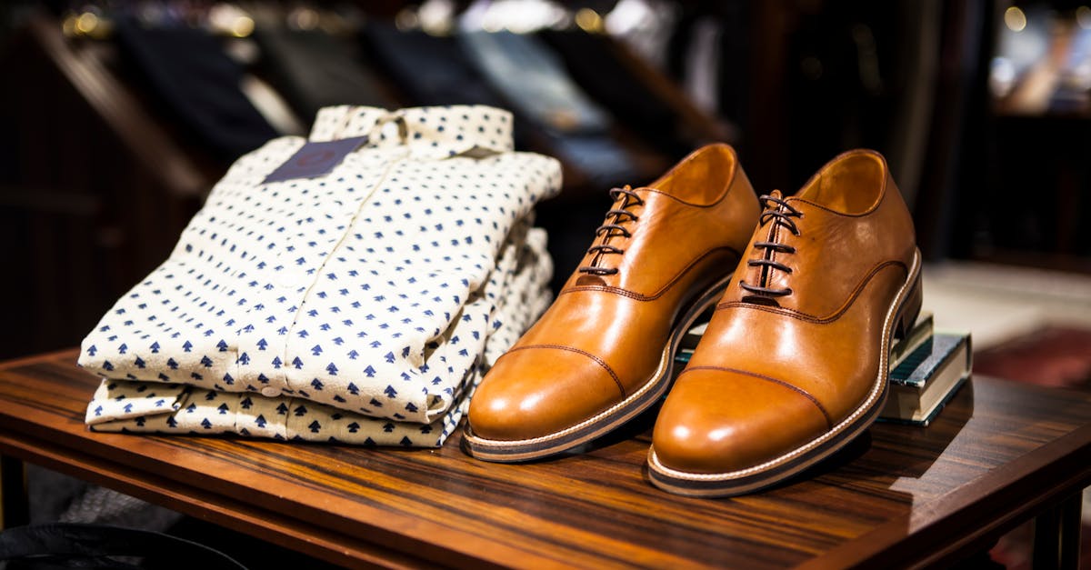 découvrez notre collection de menswear tendance, alliant style, confort et élégance. explorez des vêtements pour hommes adaptés à toutes les occasions, du quotidien au travail en passant par les événements spéciaux.