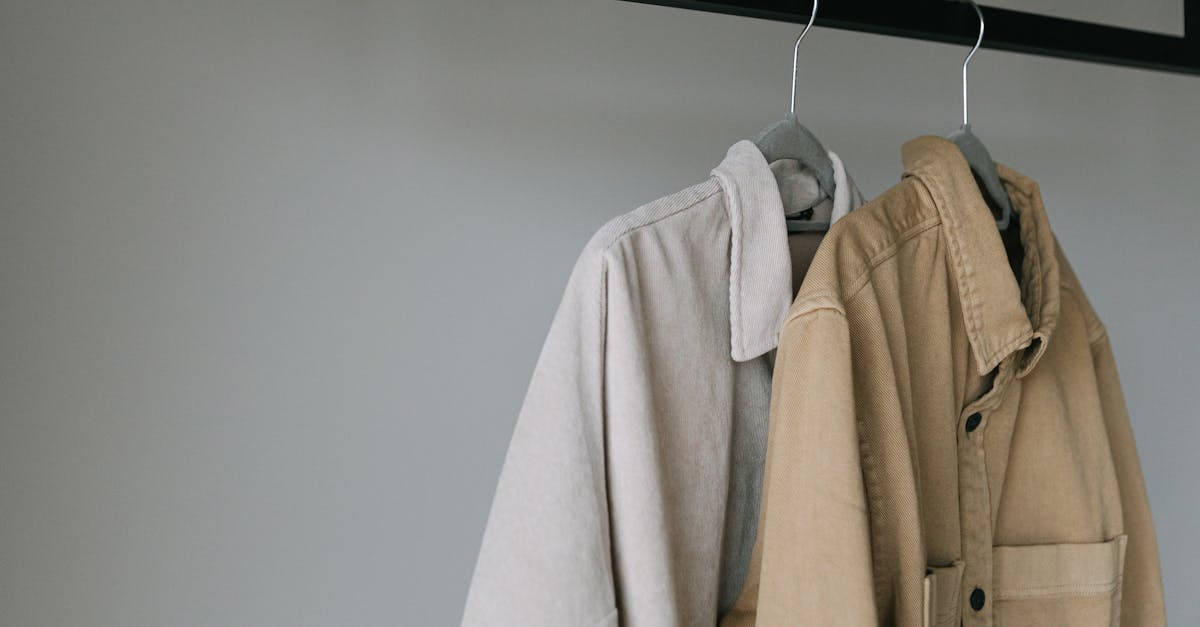 découvrez l'élégance et l'intemporalité d'un style qui transcende les tendances. notre collection 'timeless style' vous invite à explorer des pièces classiques et raffinées, conçues pour rester chic au fil des saisons.