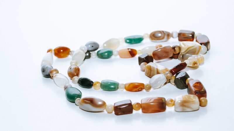 Les tendances en bijoux et accessoires artisanaux