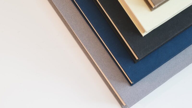 Les tendances minimalistes dans les accessoires de mode
