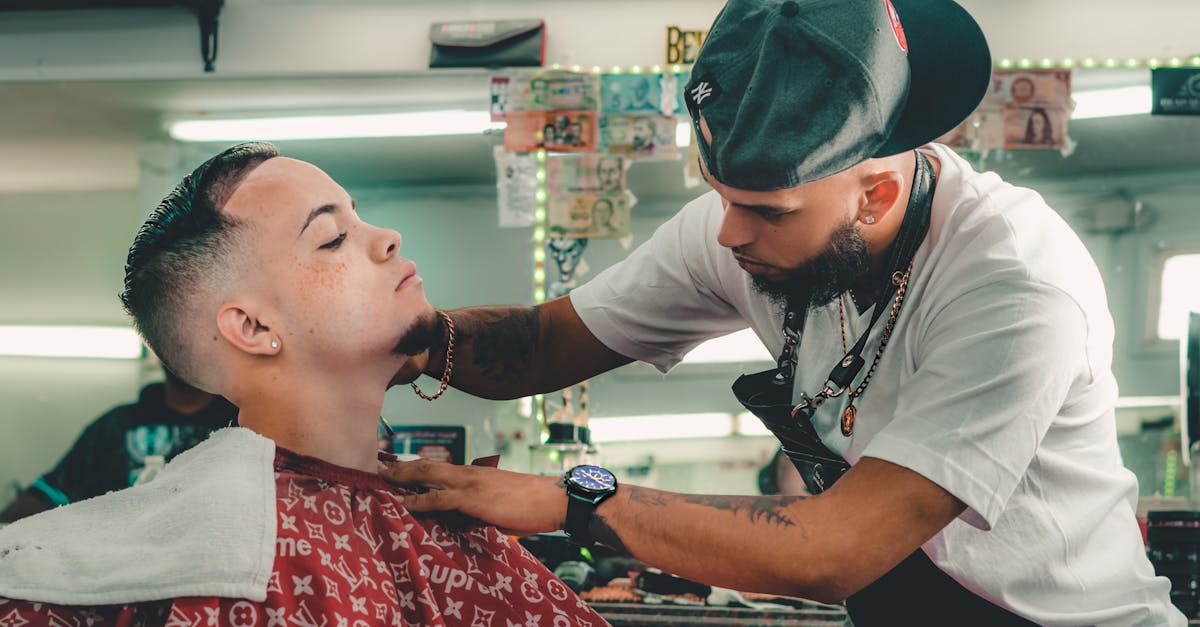 découvrez les dernières tendances en matière de soins pour la barbe. adaptez votre routine de toilettage avec des produits innovants et des conseils d'experts pour entretenir votre barbe avec style et santé.