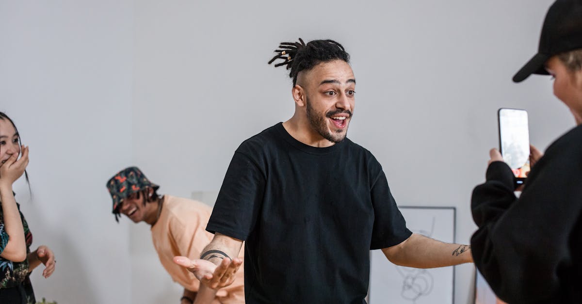 découvrez comment les collaborations entre marques et influenceurs transforment le marketing moderne. explorez des stratégies innovantes pour maximiser l'impact de vos campagnes et établir des connexions authentiques avec votre public cible.