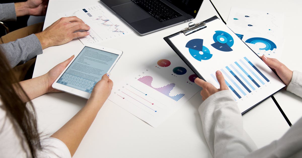 découvrez les dernières tendances du shopping digital, comprenant l'impact des technologies émergentes, les comportements d'achat des consommateurs et l'évolution des plateformes en ligne. restez à jour sur les innovations qui façonnent le commerce électronique et optimisez votre expérience d'achat sur internet.