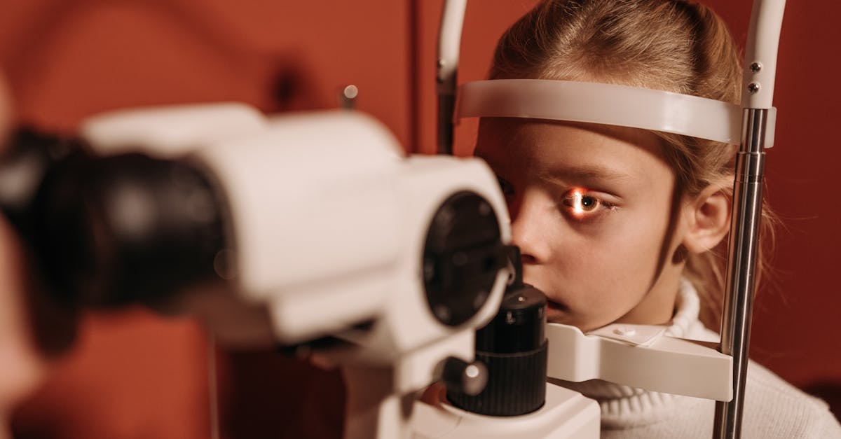 découvrez des conseils et des produits essentiels pour prendre soin de vos yeux. améliorez votre santé oculaire et préservez votre vision grâce à nos astuces et recommandations sur l'hygiène visuelle.